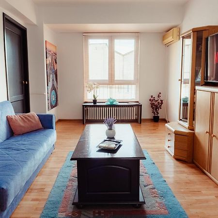 Promenada Old Town Apartment Bucharest Luaran gambar