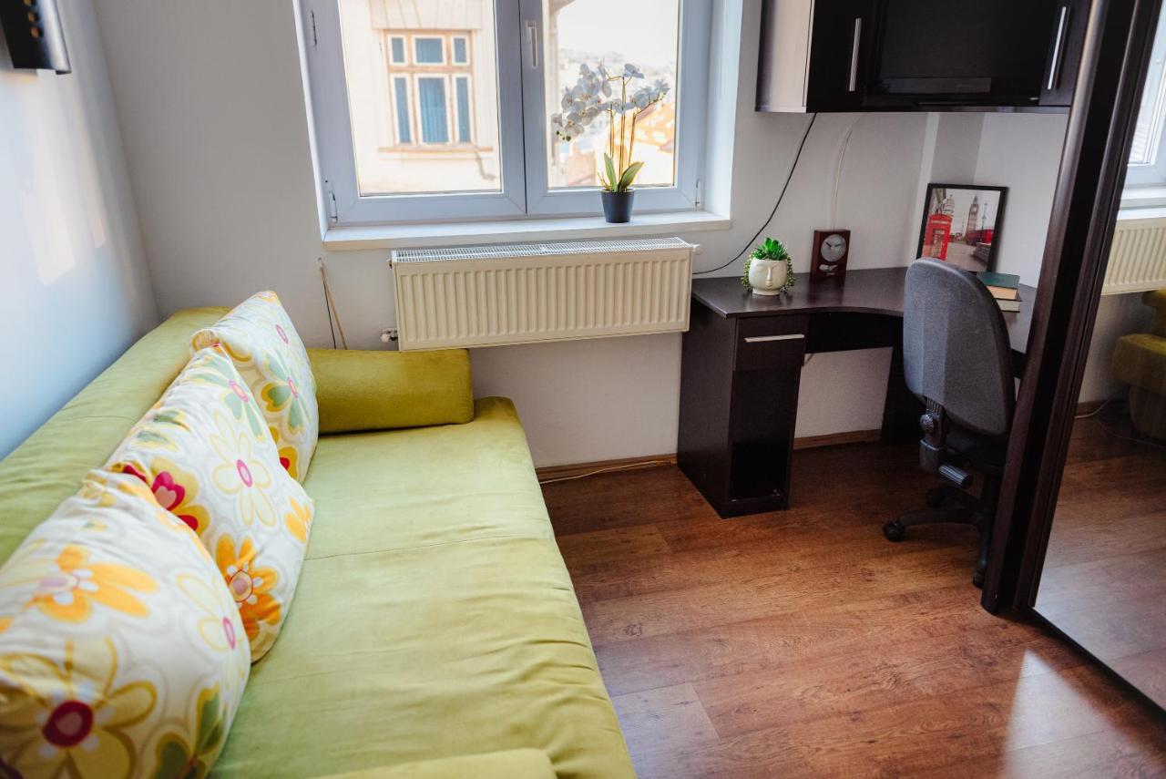 Promenada Old Town Apartment Bucharest Luaran gambar