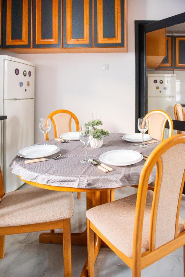 Promenada Old Town Apartment Bucharest Luaran gambar