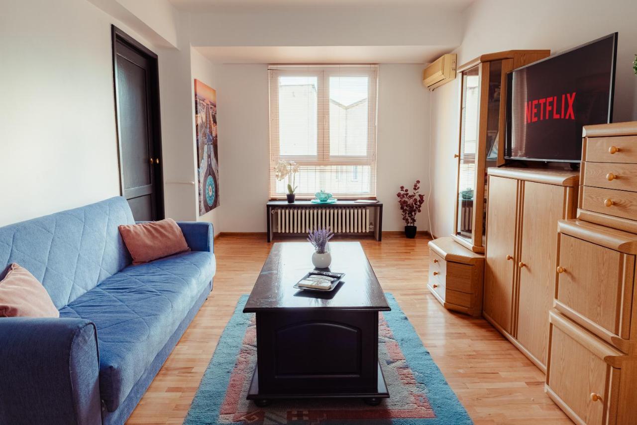 Promenada Old Town Apartment Bucharest Luaran gambar